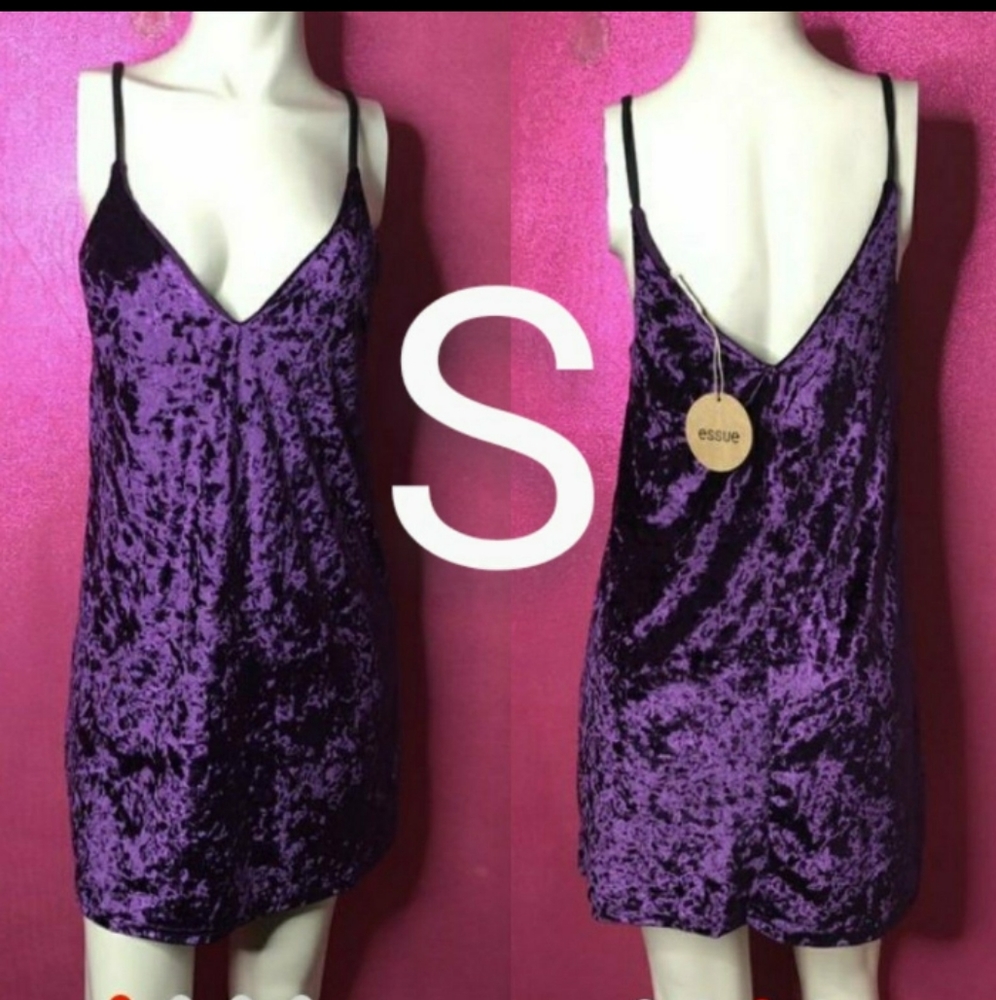 🆕Purple Velvet Deep V-Cut Evening Dress Size S
